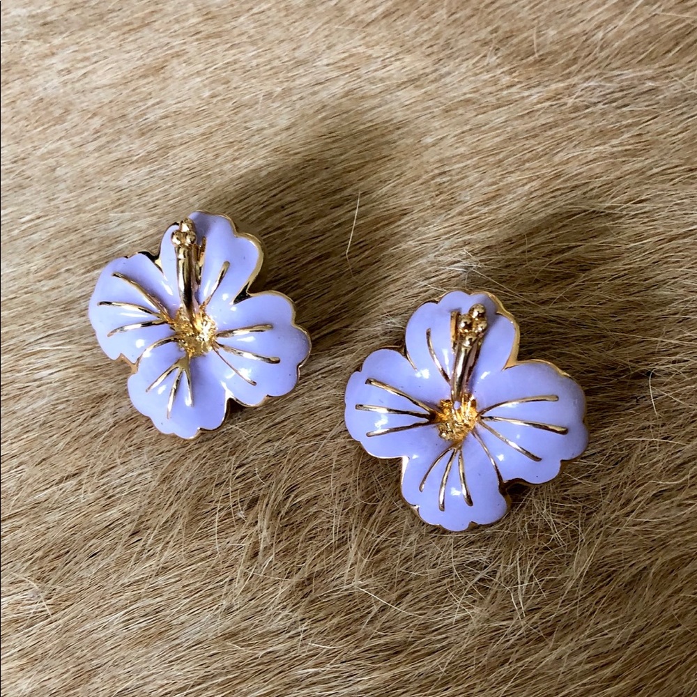 Retro pierced earrings